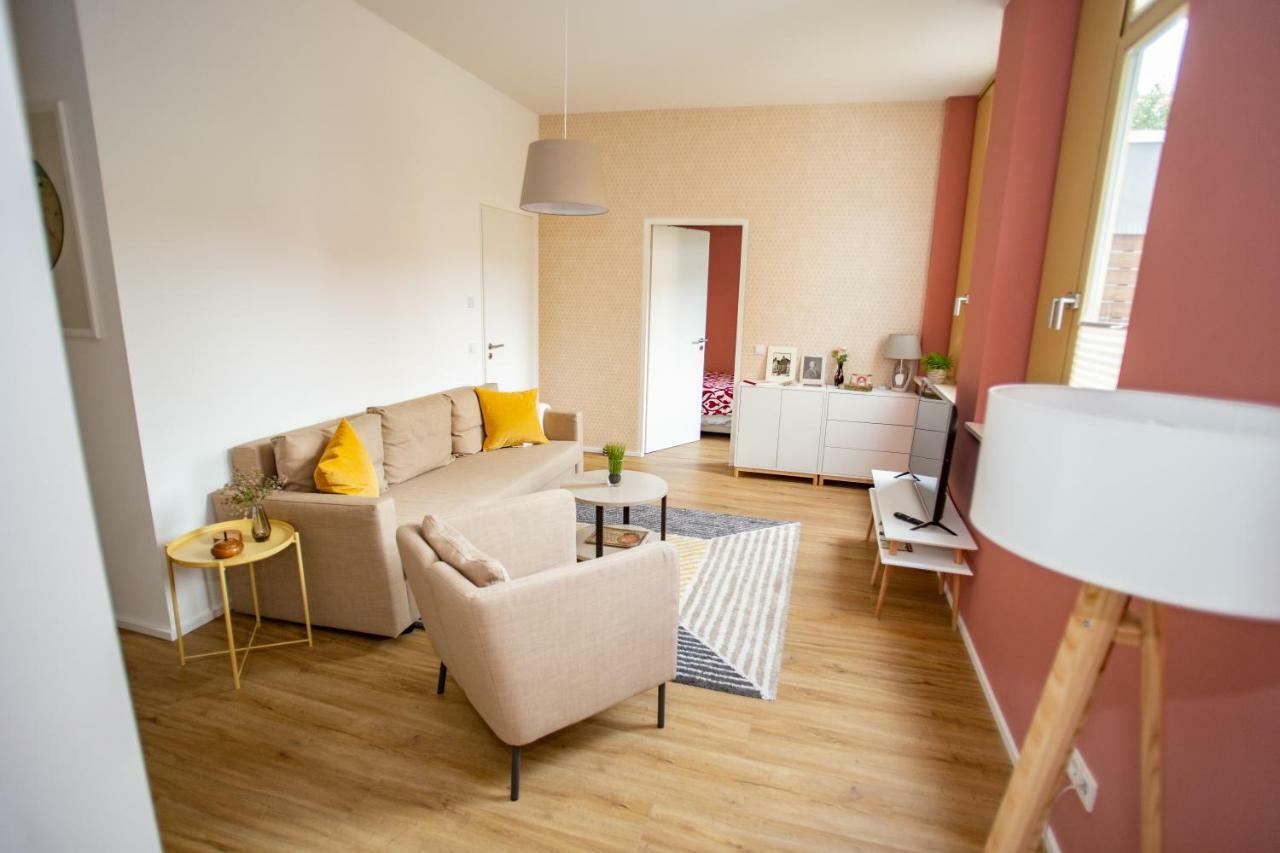 Eckhof Domizil - Grosszuegige Ferienwohnung Mit Kleinem Garten In Der Altstadt Von Gotha Exterior foto