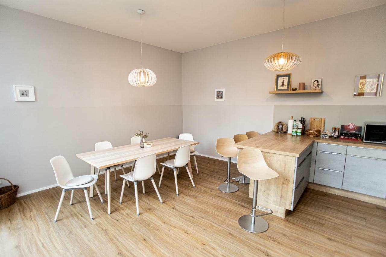 Eckhof Domizil - Grosszuegige Ferienwohnung Mit Kleinem Garten In Der Altstadt Von Gotha Exterior foto