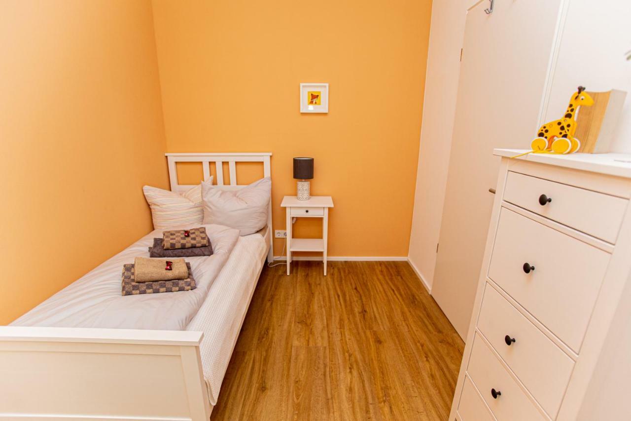 Eckhof Domizil - Grosszuegige Ferienwohnung Mit Kleinem Garten In Der Altstadt Von Gotha Exterior foto