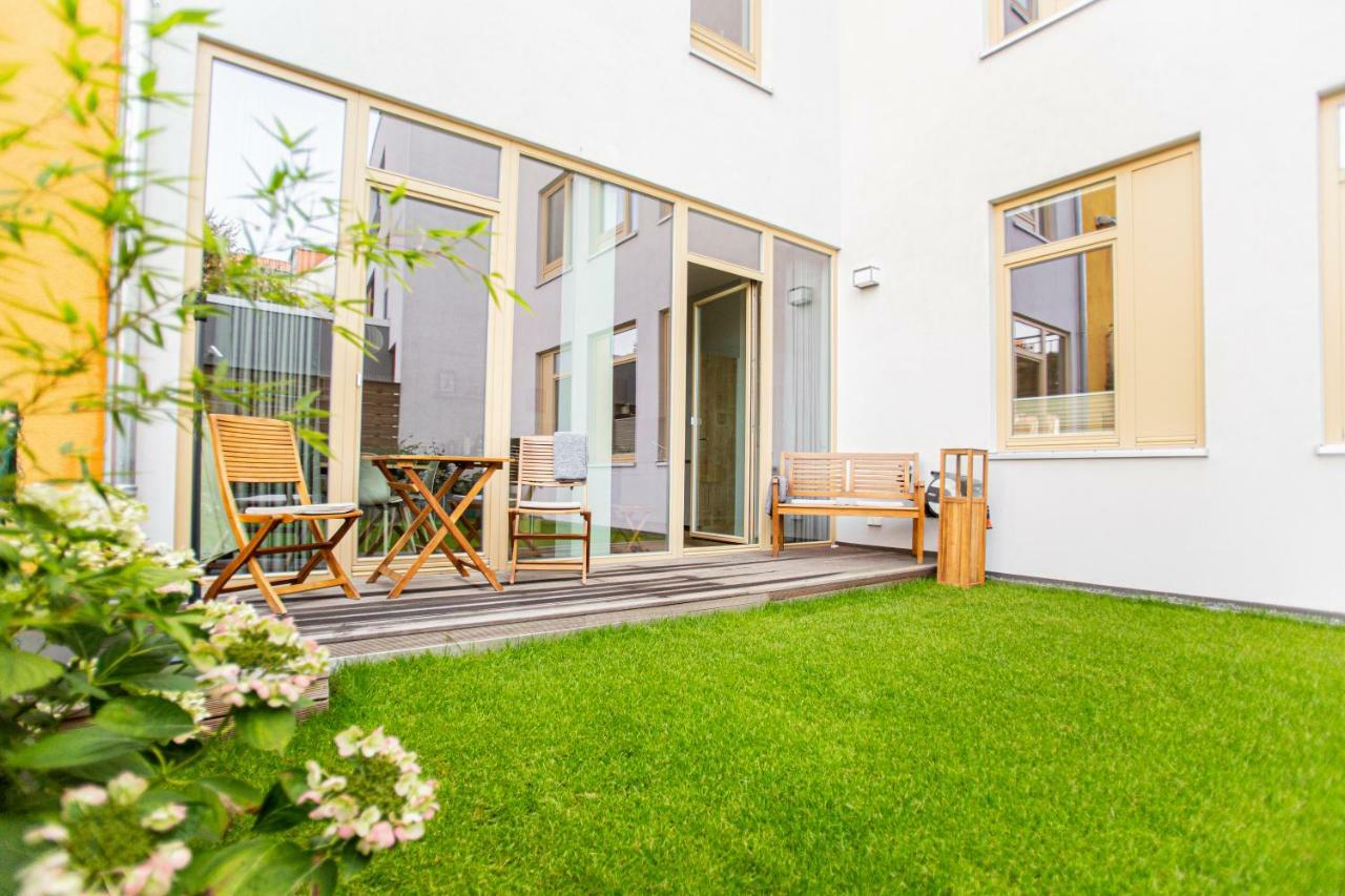 Eckhof Domizil - Grosszuegige Ferienwohnung Mit Kleinem Garten In Der Altstadt Von Gotha Exterior foto